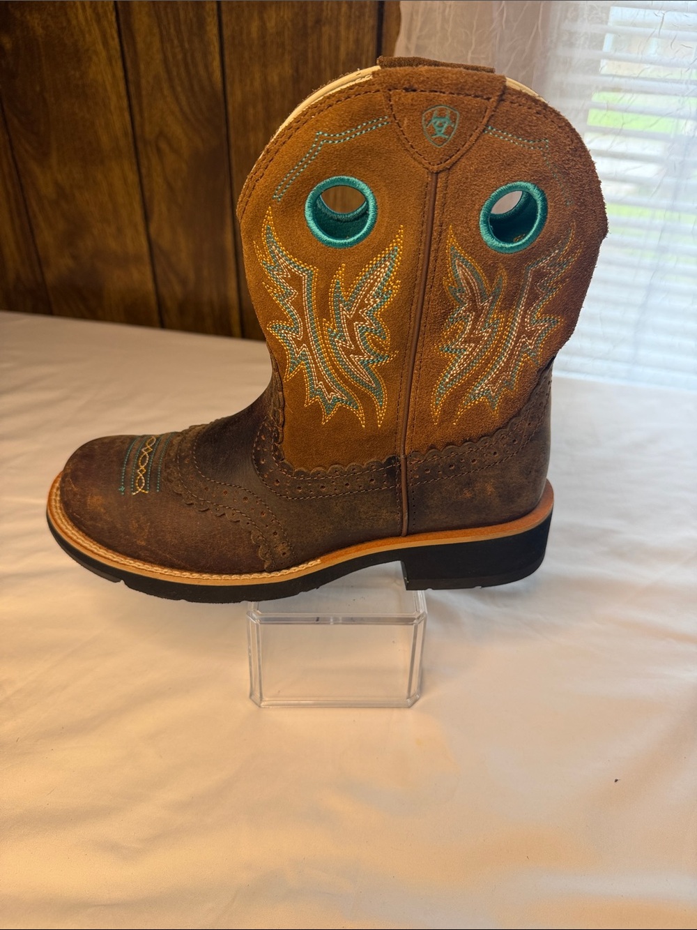 Women Ariat Brown Leather and Teal Lined Girls Western Pull-On Booties